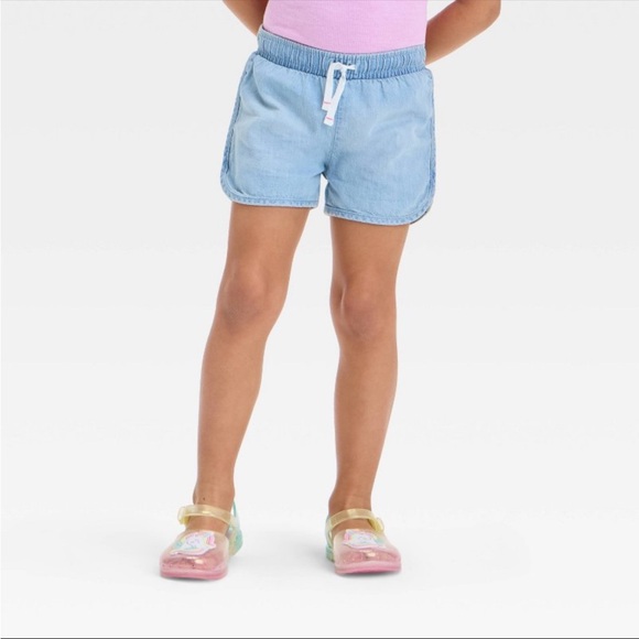 Cat & Jack Other - Cat & Jack Toddler Girls’ Light Wash Elastic Waist Pull-On Style Shorts. Size 3T